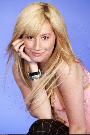 Ashley (140)