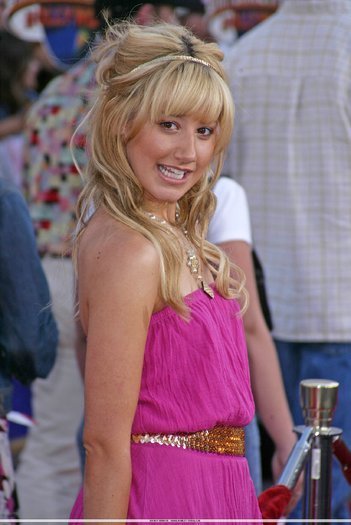 Ashley (142)