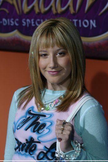 Ashley (163)