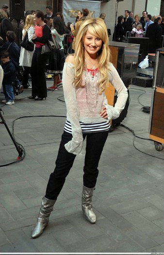 Ashley (201)