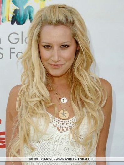 Ashley (22)