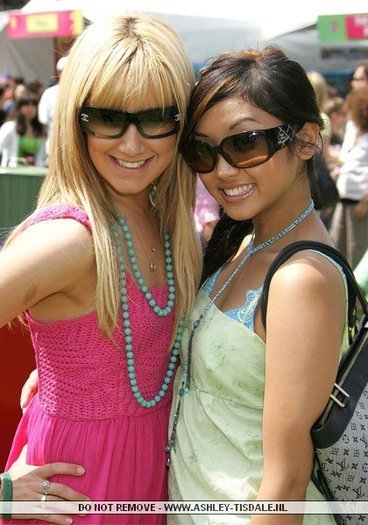 Ashley & Brenda (2)