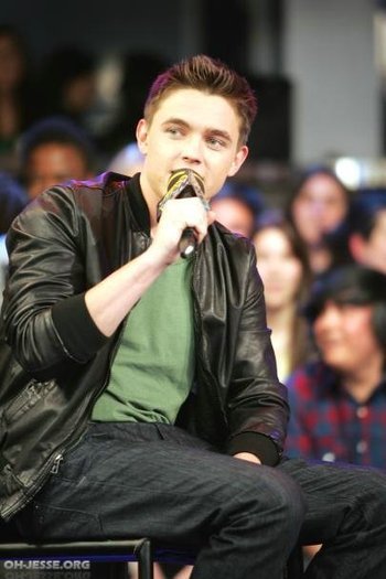 Jesse McCartney (37)