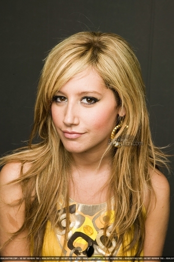 26279476_QDTWKJFHW - poze Ashly Tisdale