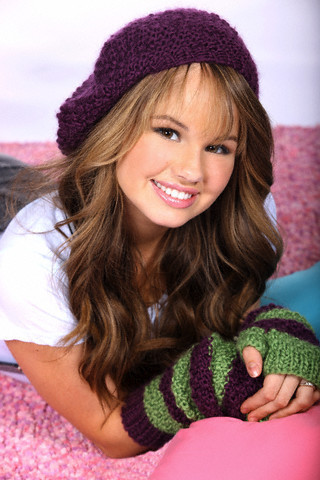 26284646_CRRJYNOGQ - poze Debby Ryan