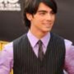 Joe_Jonas_1227943213_0