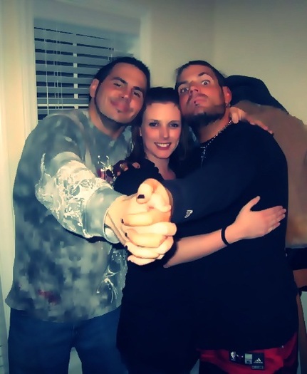 Jeff-Hardy-with-his-girlfriend-and-Matt-Hardy