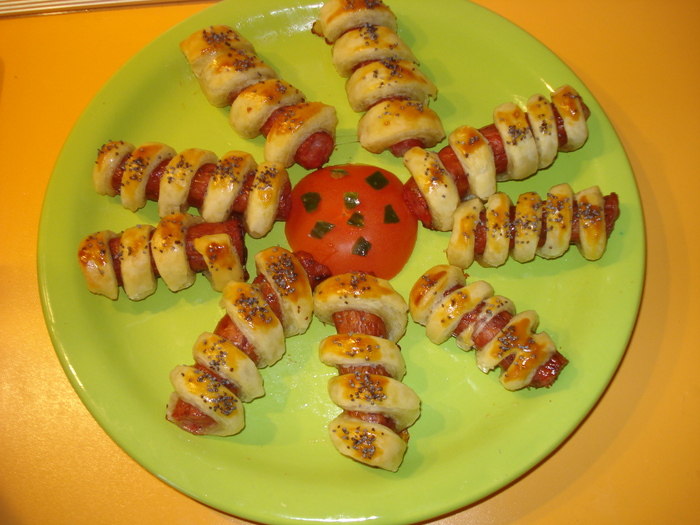 CARNACIORI IN FOIETAJ - GUSTOS