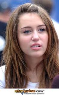 06916 - poze cu miley