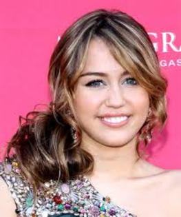 10628 - poze cu miley