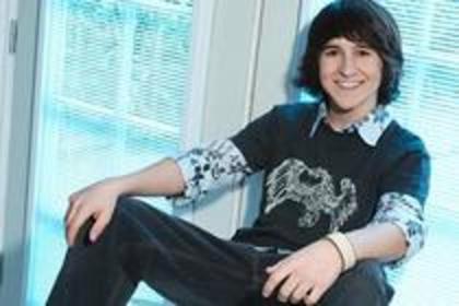 JWNNUDCRNSDPSWEQDBC - mitchael musso