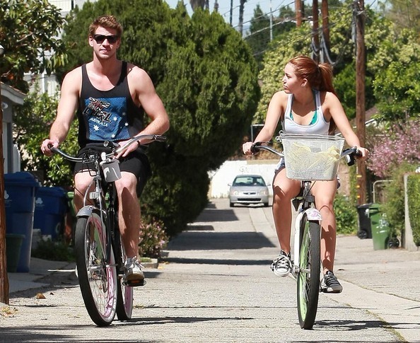  - x Miley Cyrus And Liam Hemsworth Riding 2010