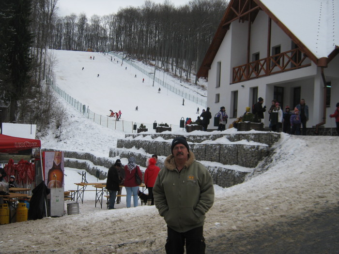 ma pozez in locuri cu amintiri frumoase - revelion 2011-romania