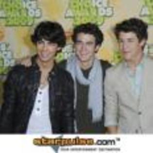 Joe_Jonas_1253629089_2 - poze  jonas
