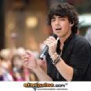 Joe_Jonas_1253629271_0 - poze  jonas