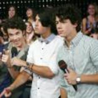 Joe_Jonas_1264193061_0