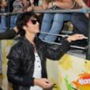 Joe_Jonas_1264193240_1 - poze  jonas