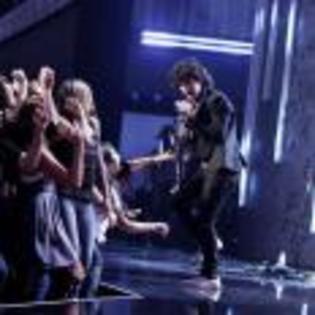 Joe_Jonas_1264189182_3