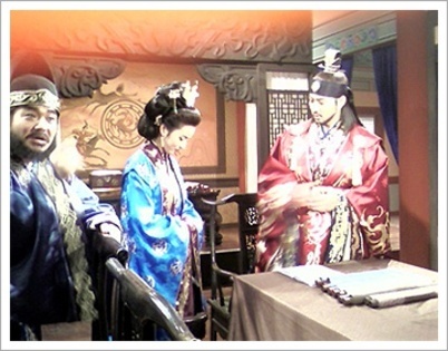 13064046_GVETUHCWY