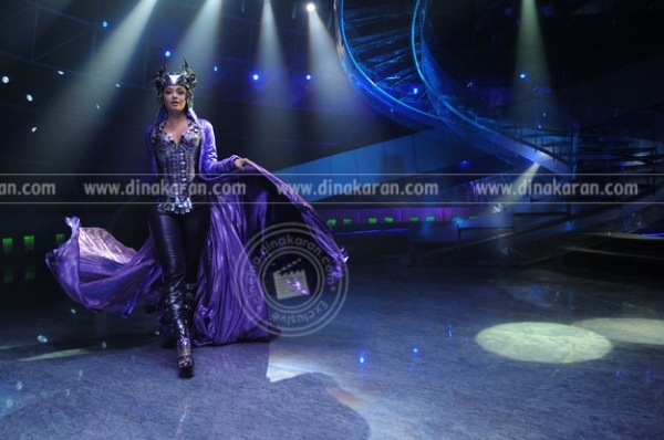 normal_endhiran-exclusive-stills-03