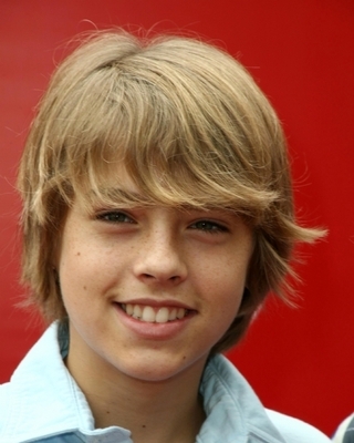 cole-sprouse-277383l-poza - album pt andreeaflorentina