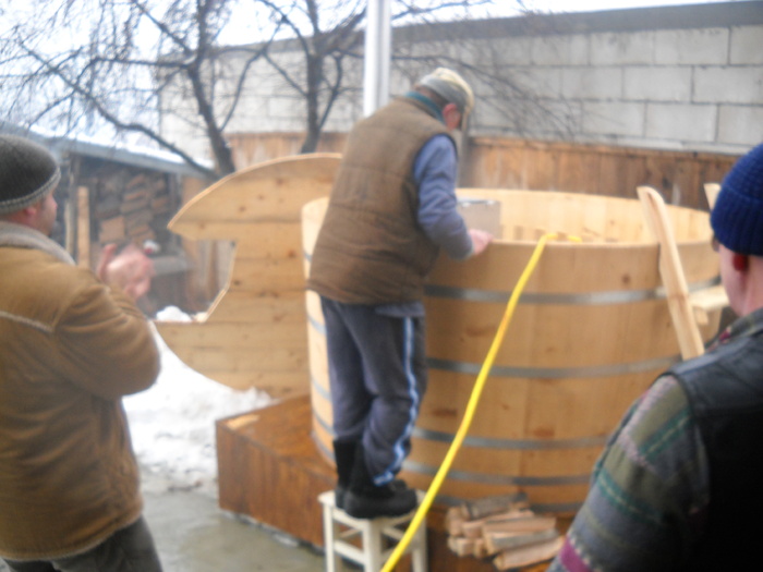 cam multa apa risipiti cam multa apa risipiti