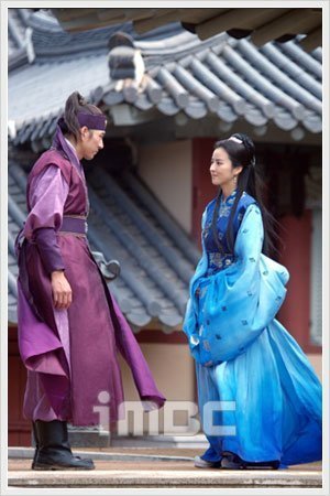 25779086_IQVFARXWG - q---jumong_soseono---q
