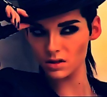  - 0-Club Bill kaulitz