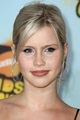 Claire (42)