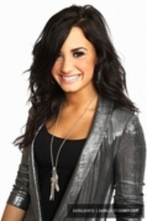 26599193_FKAMWFOAE - demi 10