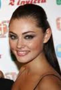 phoe9 - phoebe tonkin