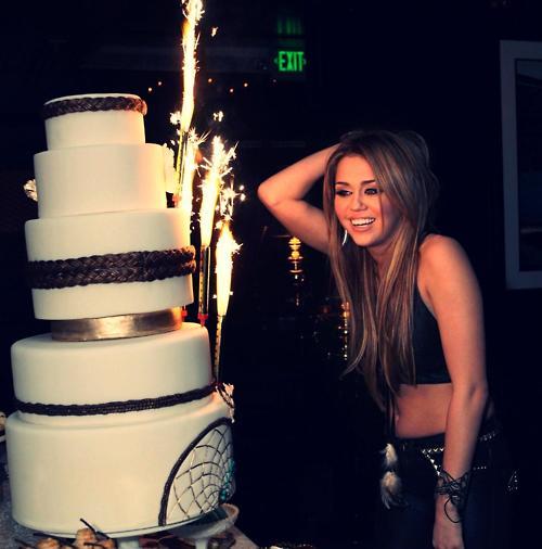 Miley (3)