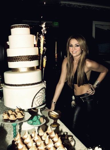 Miley (7)