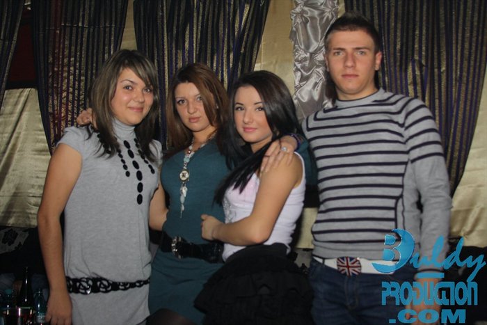 club cool 075 - Club Cool 8 ianuarie