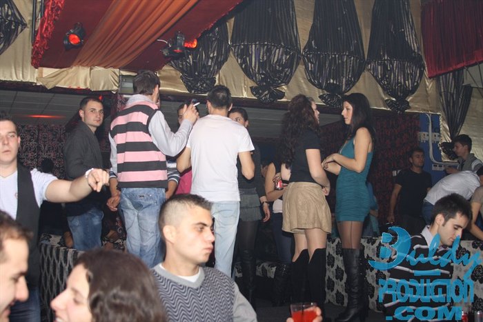 club cool 148 - Club Cool 8 ianuarie