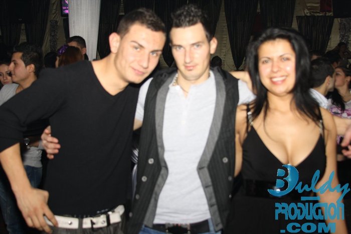 club cool 166 - Club Cool 8 ianuarie