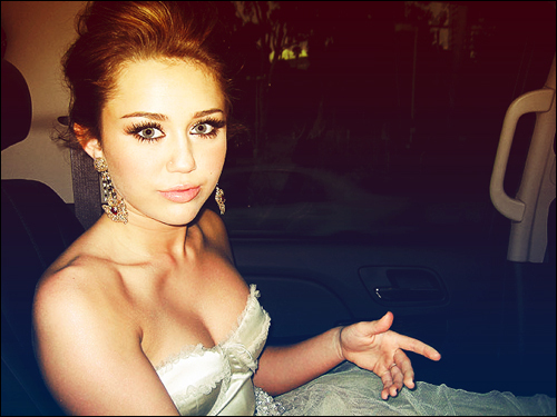 Miley (9)