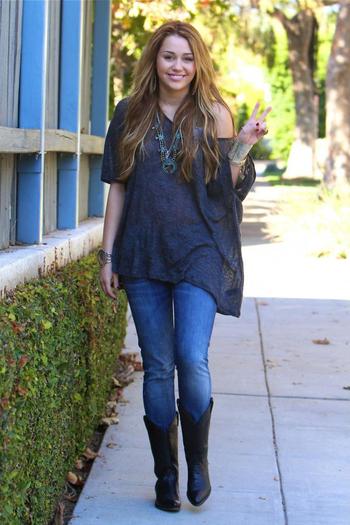 Miley (17)