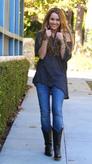 Miley (19)