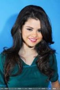 15926572_SVYPPPNAO - selena 17