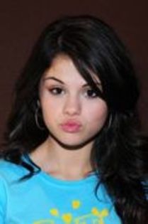 15938524_CRPXFSQKX - selena 27