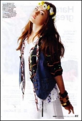 Phoebe (81)