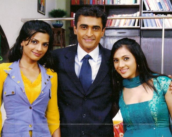 33077-mohinsh-behl-shilpa-anand-and-sunaina-gulia - Sunaina Gulia - Dr Anjali Gupta