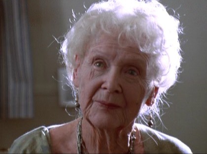 GLORIA-STUART-in-Titanic - titanic