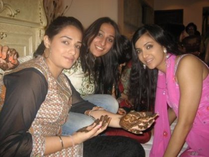 SHILPA (26) - Shilpa Anand-Riddhima Gupta