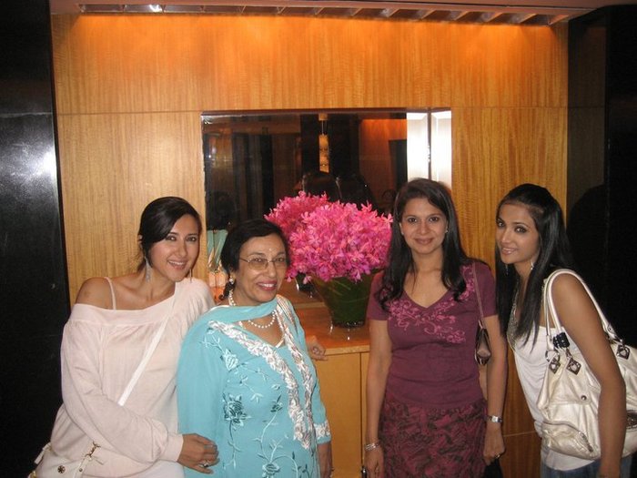 SHILPA (113)