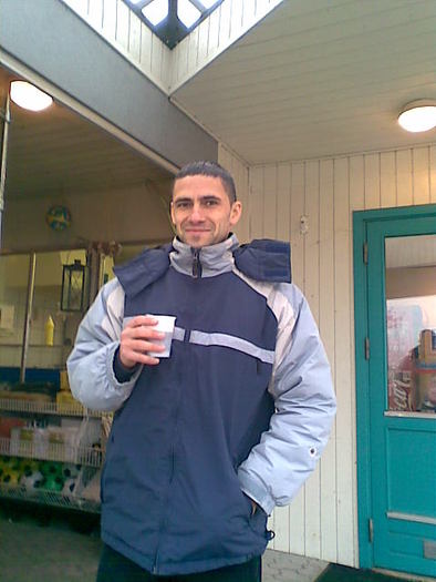 Image000; la o cafea in drum spre Aalborg !
