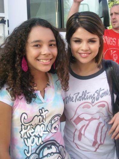 26785268_CIAISQUQC - SElly Gomez