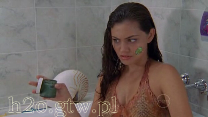 Phoebe (52) - Phoebe Tonkin
