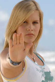 Emma Gilbert - h2o cast